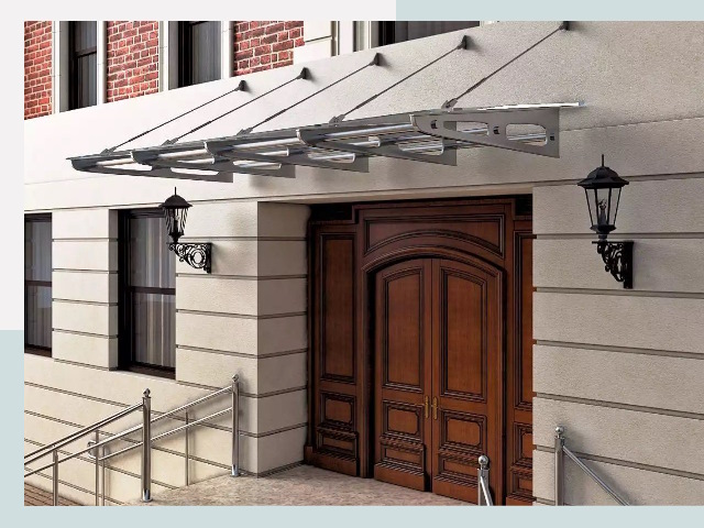 Металлические козырьки от 608 руб. в Мценске